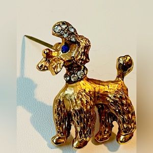 Vintage Poodle Brooch/Pin Sapphire eye and Crystal Rhinestones Collar, and Head.